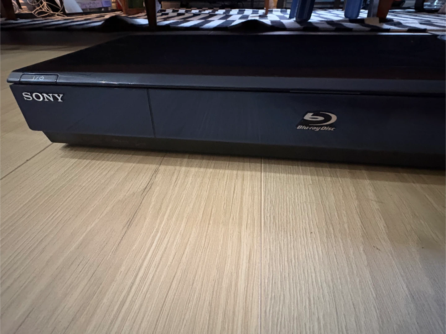 22 Blu-ray DVDsSony Blu-Ray Disc Player BDP-S550 - photo 5