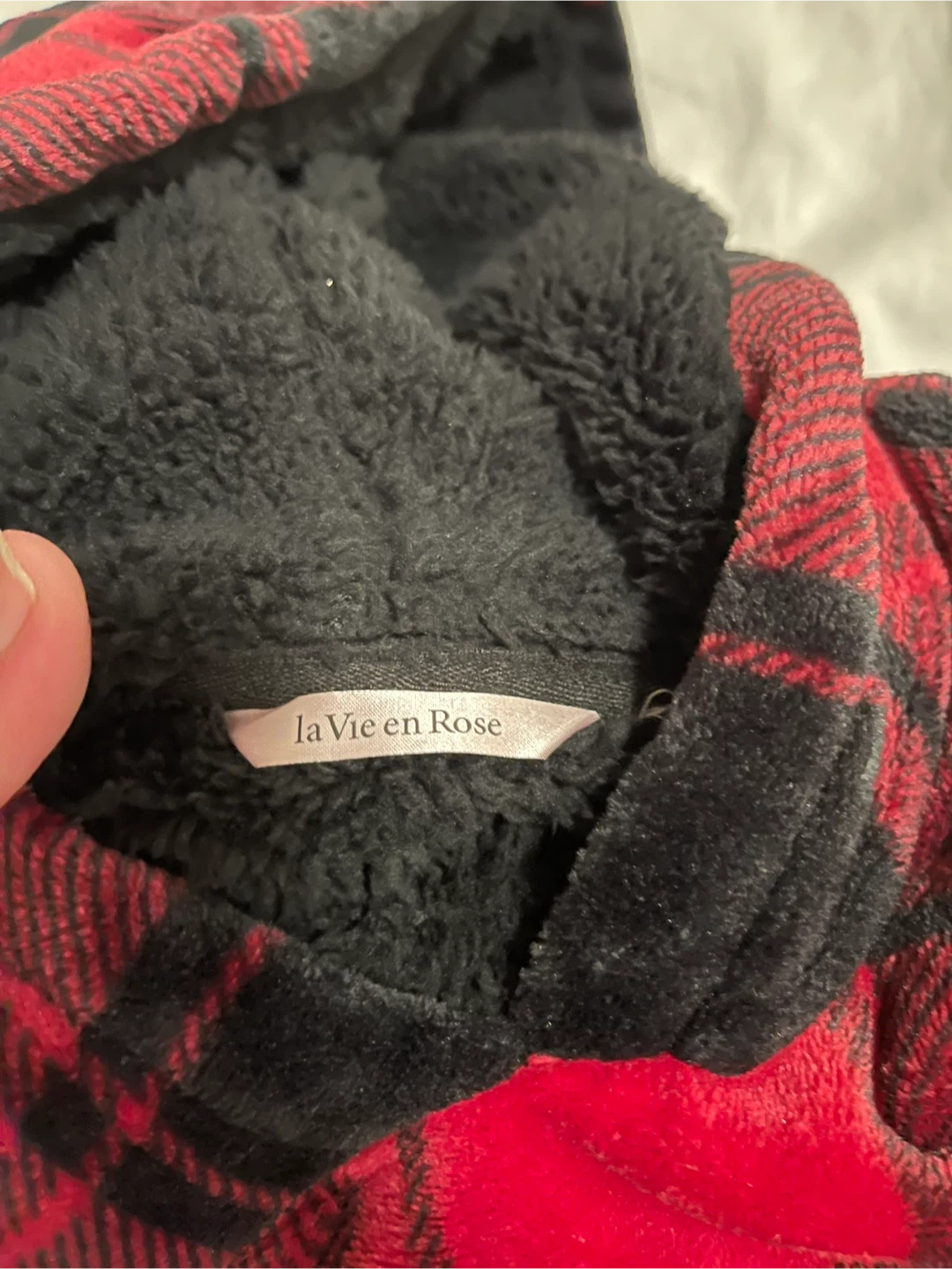 La Vie en Rose Plush Hooded Blanket Sweatshirt - photo 3