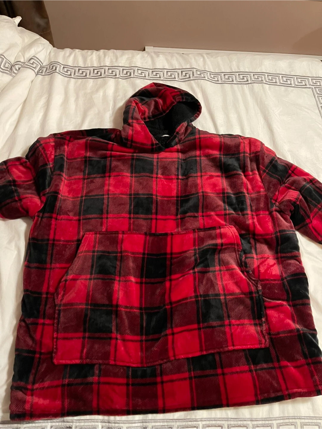 La Vie en Rose Plush Hooded Blanket Sweatshirt - photo 2