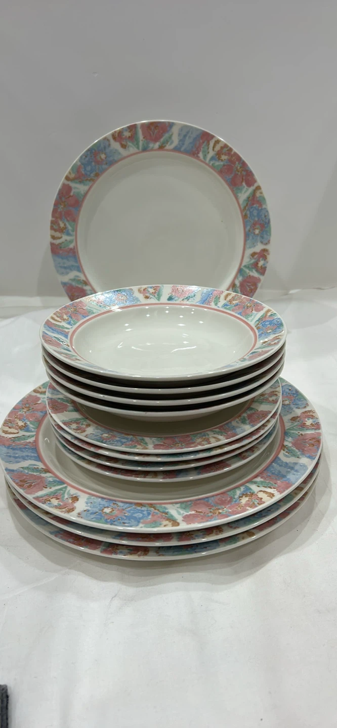 Intro Stoneware Dinner Plates and Bowls Set
