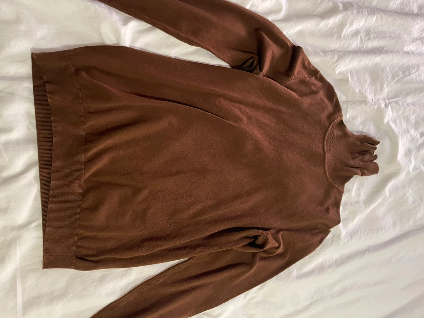 LE CHÂTEAU Brown Turtleneck Sweater - Medium