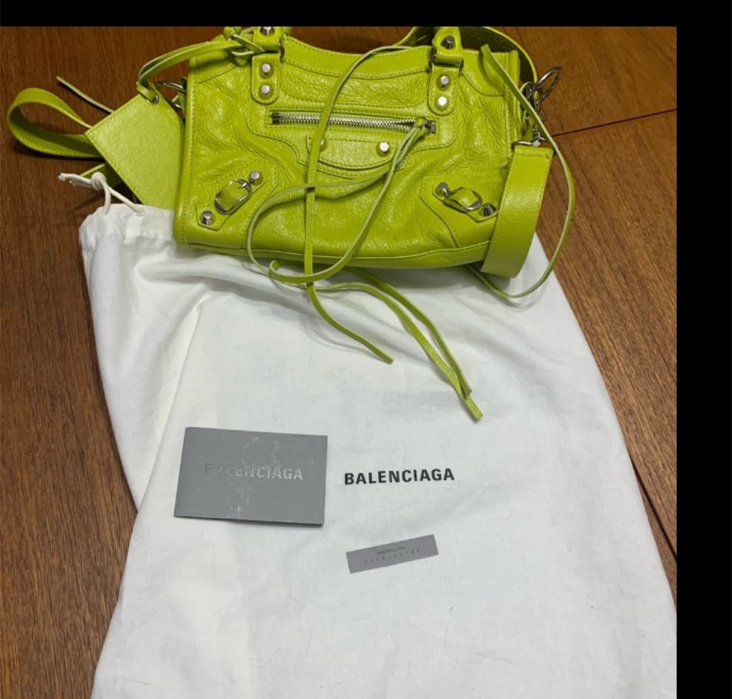 Balenciaga Neon Green Leather Classic City Bag - photo 3