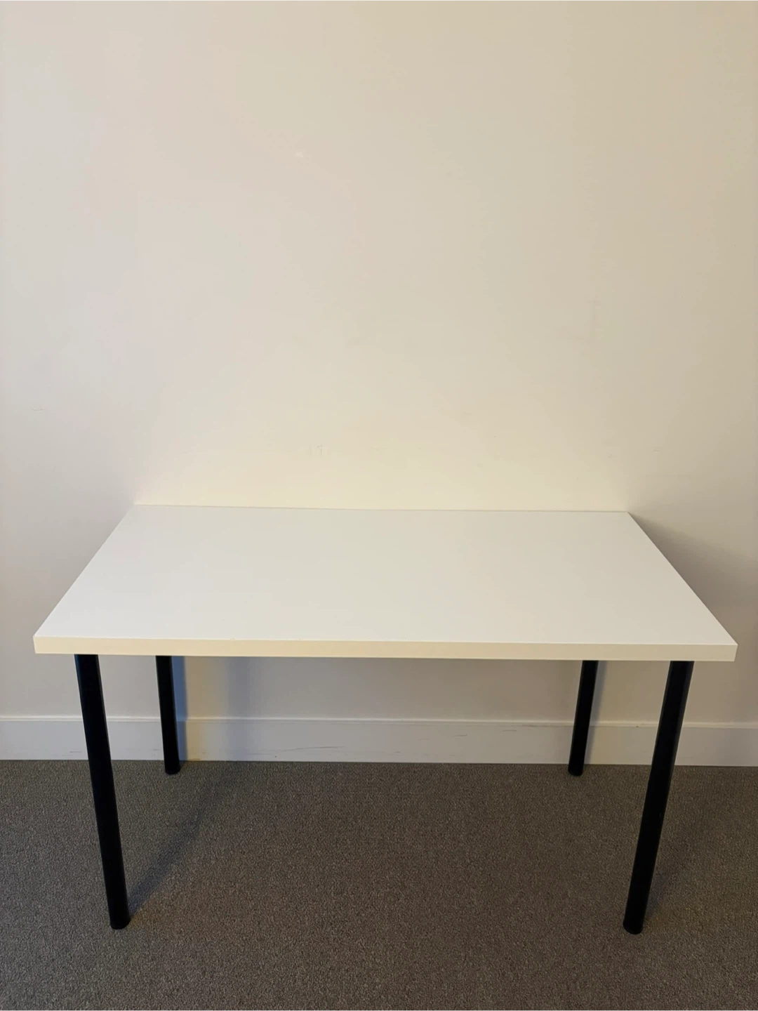 White Desk with Black Legs - photo 2