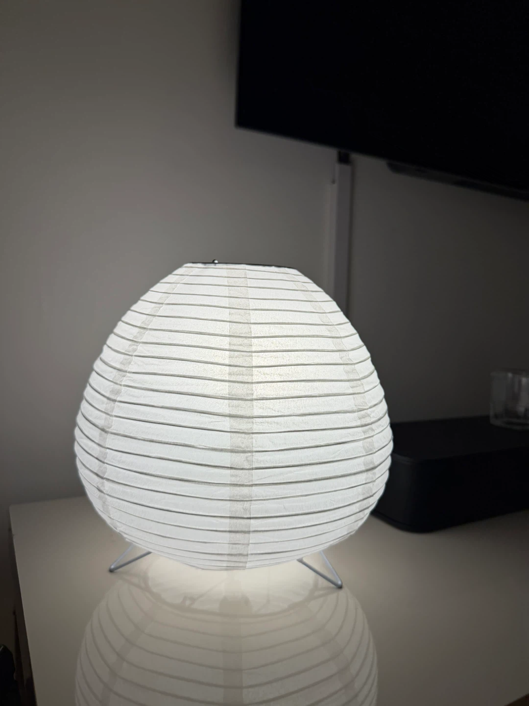 White Paper Lantern Table Lamp - photo 2