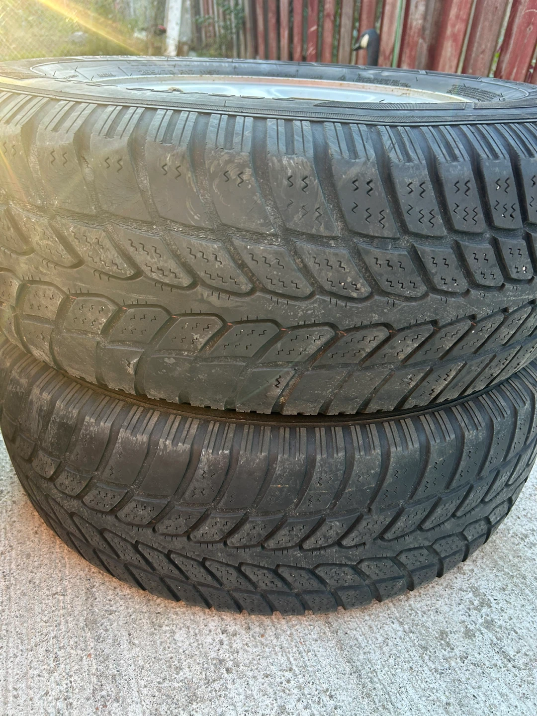 Set of 4 Rims and tires 265/70R17 - photo 4