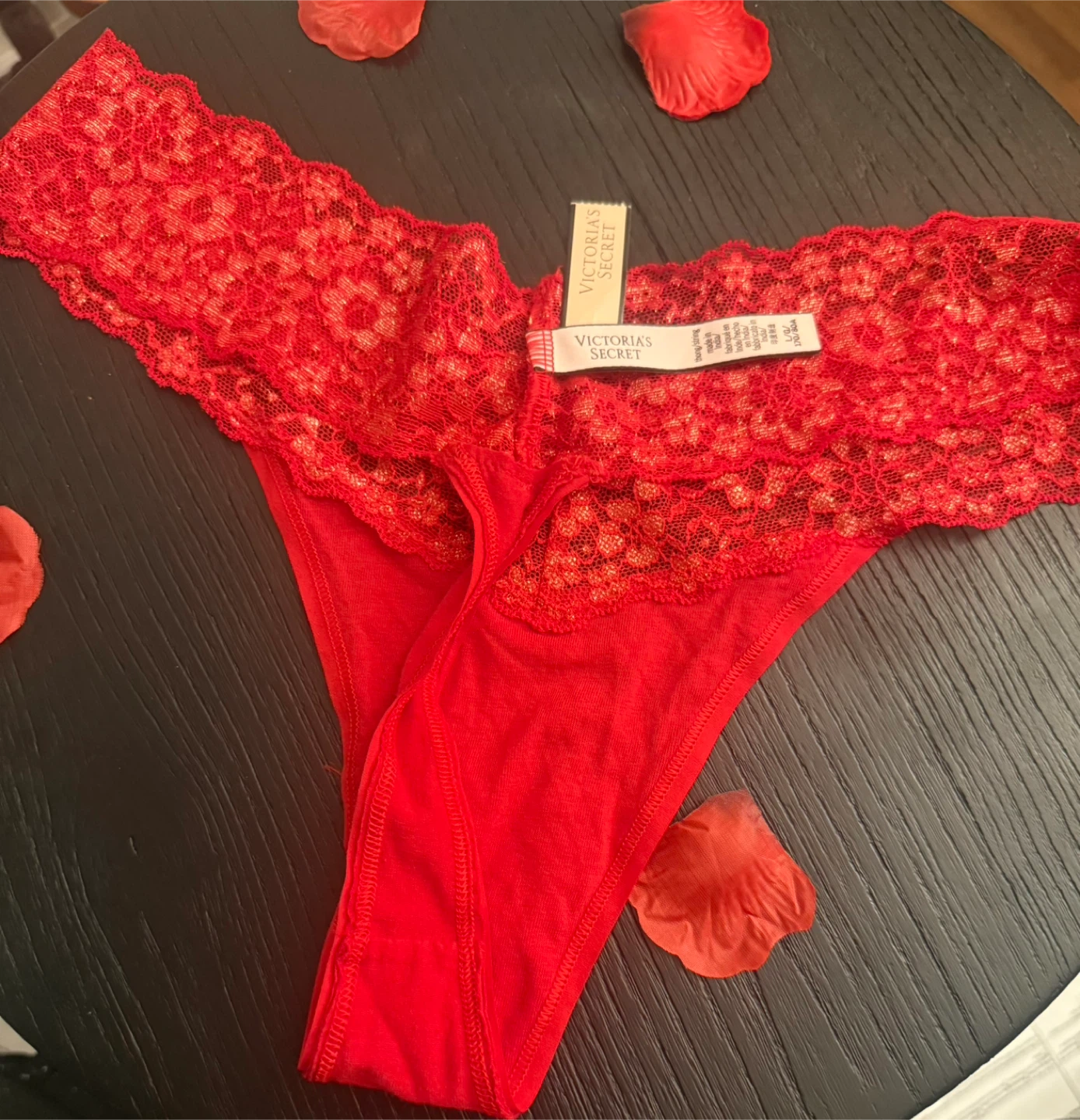 Victoria's Secret Red Lace Thong Panty - photo 2