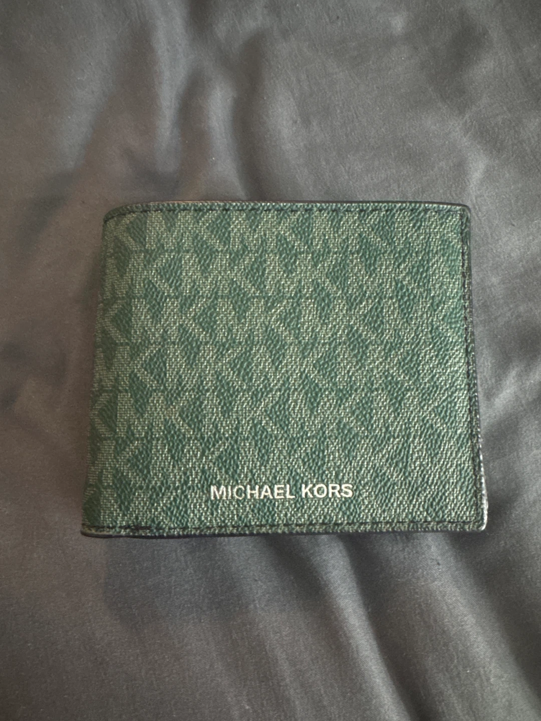 Michael Kors Bi-Fold Wallet - photo 2
