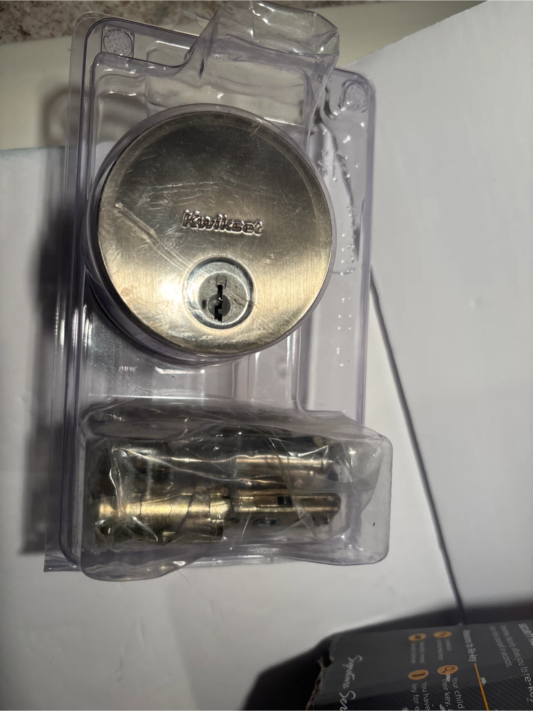Kwikset Satin Nickel Entry Door Lock with 2 Keys - photo 3
