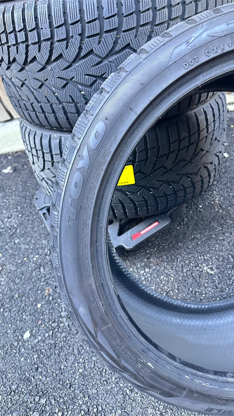 295/35R21 Toyo Observe G3-Ice Winter Tires - photo 3