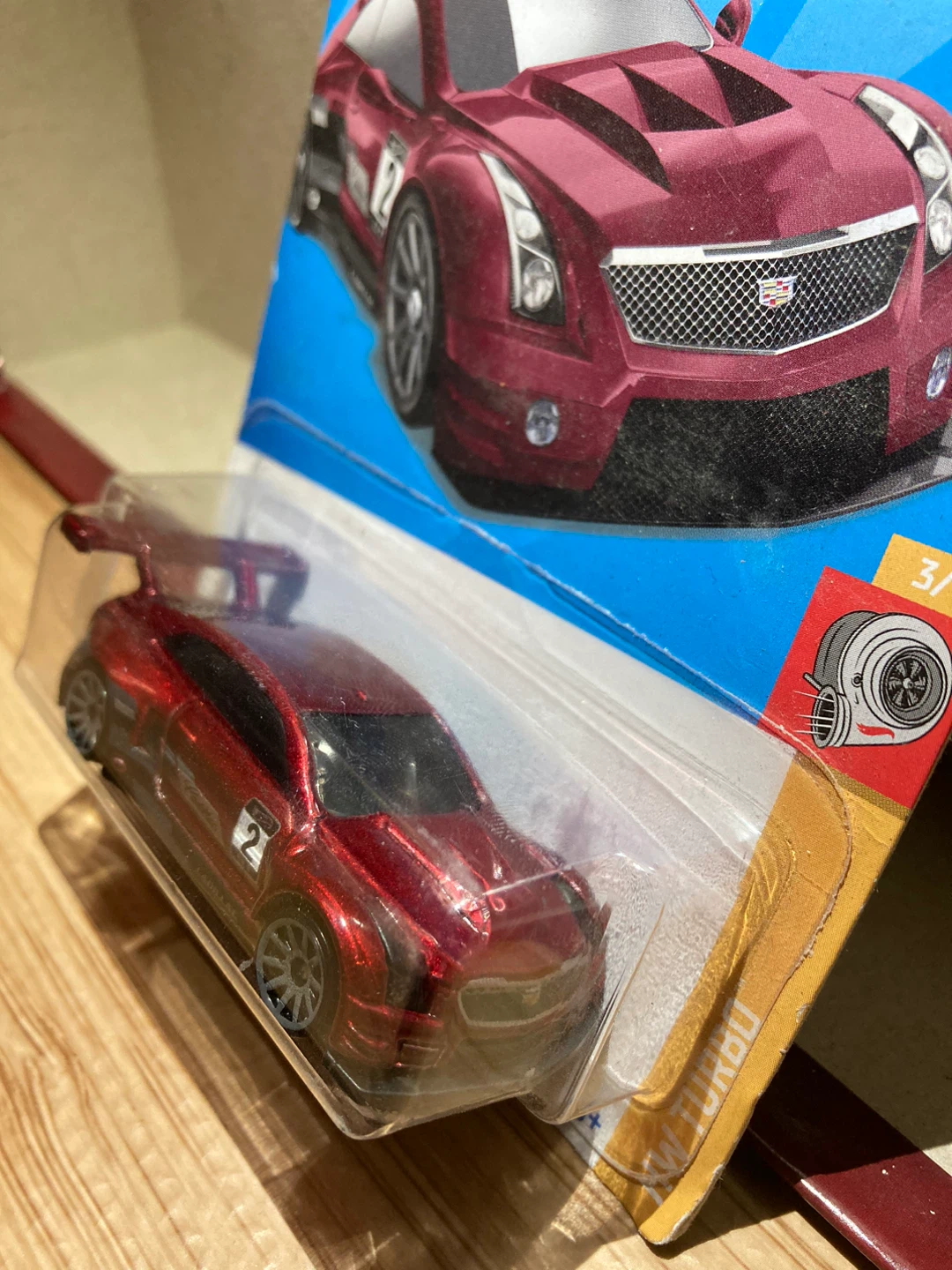 Hot Wheels / 16 Cadillac ATS-V R / Burgundy - photo 2
