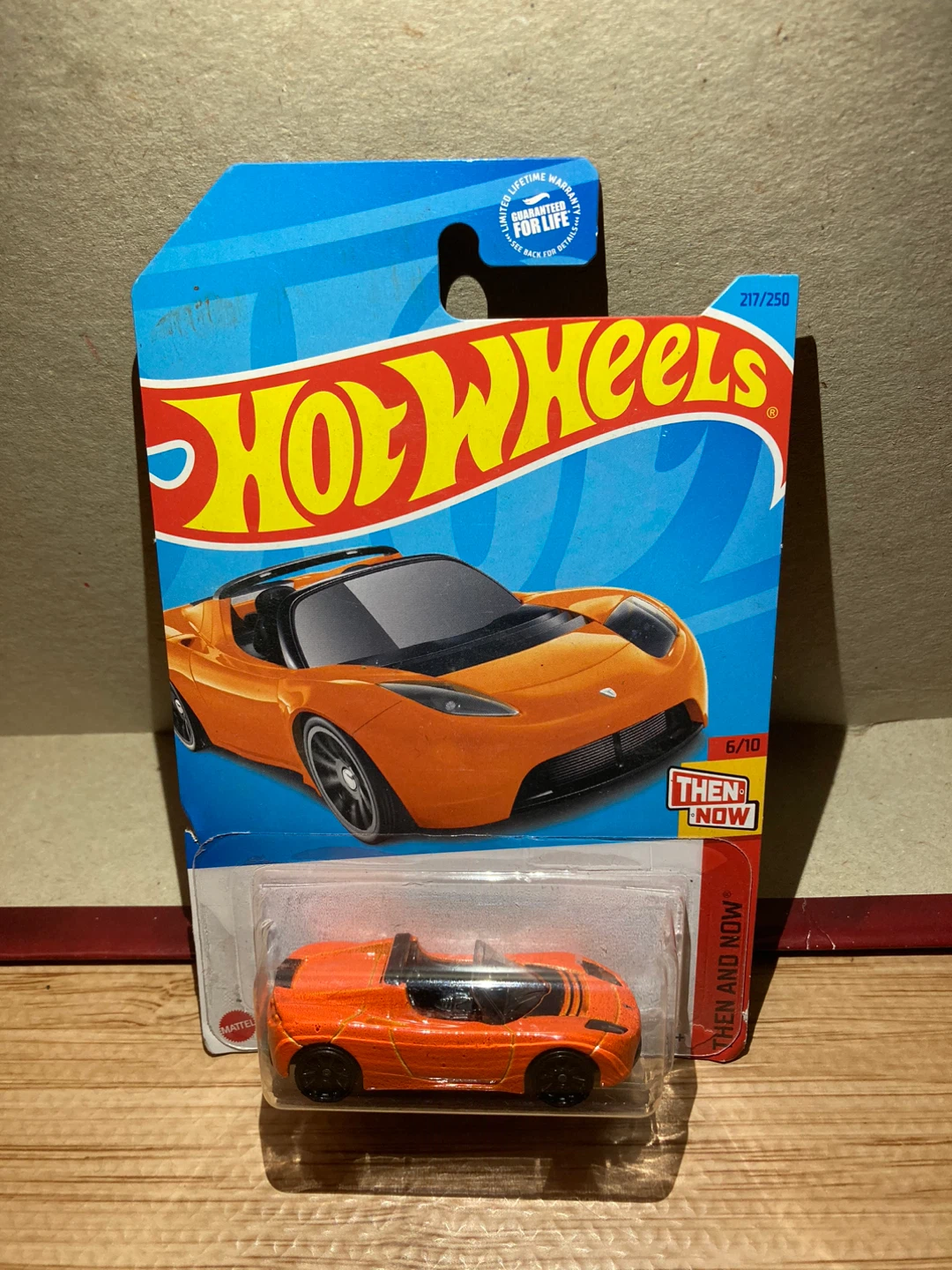 Hot Wheels / Tesla Roadster / Orange