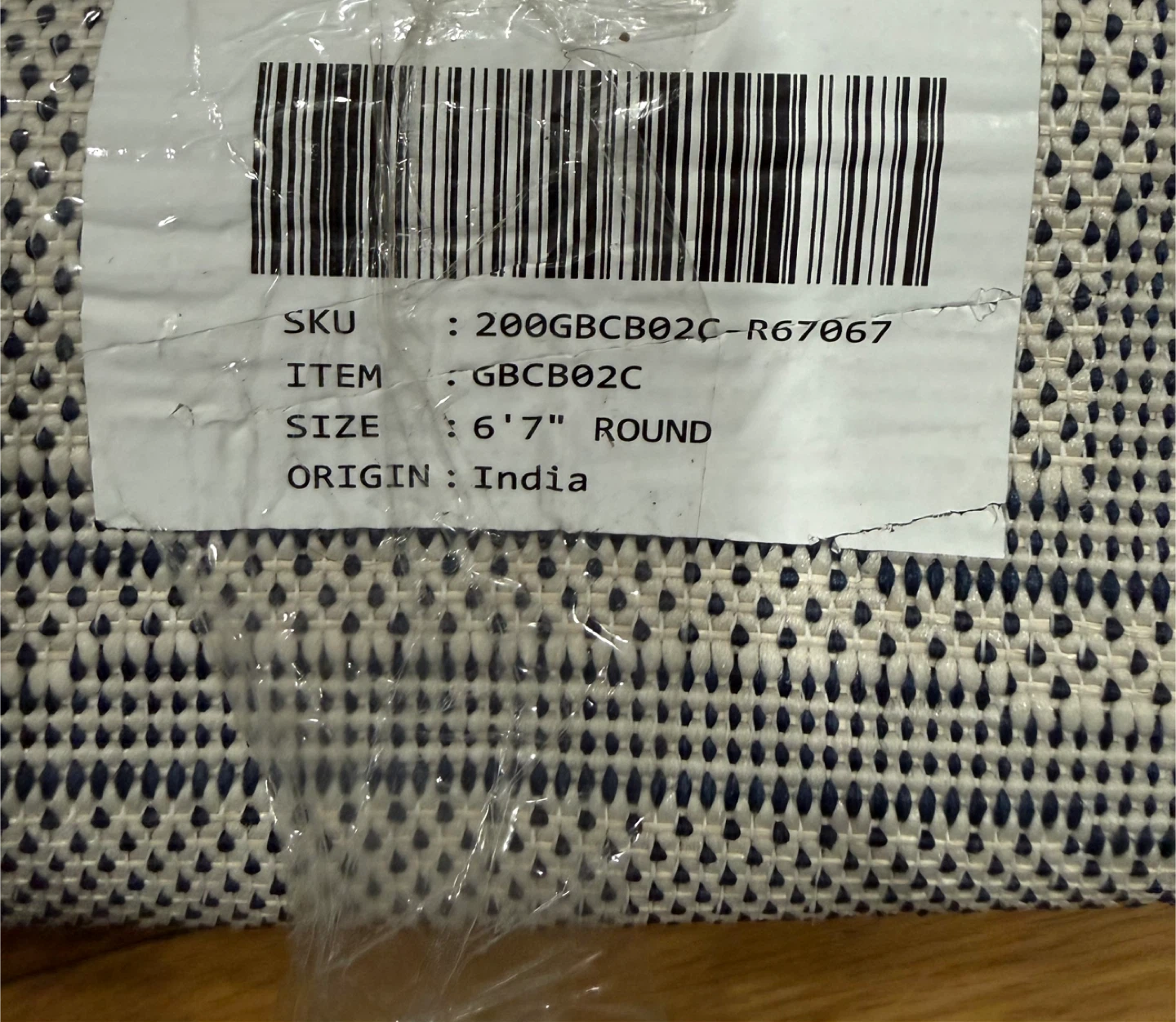 Round Indoor/Outdoor Area Rug - 6'7" - photo 4