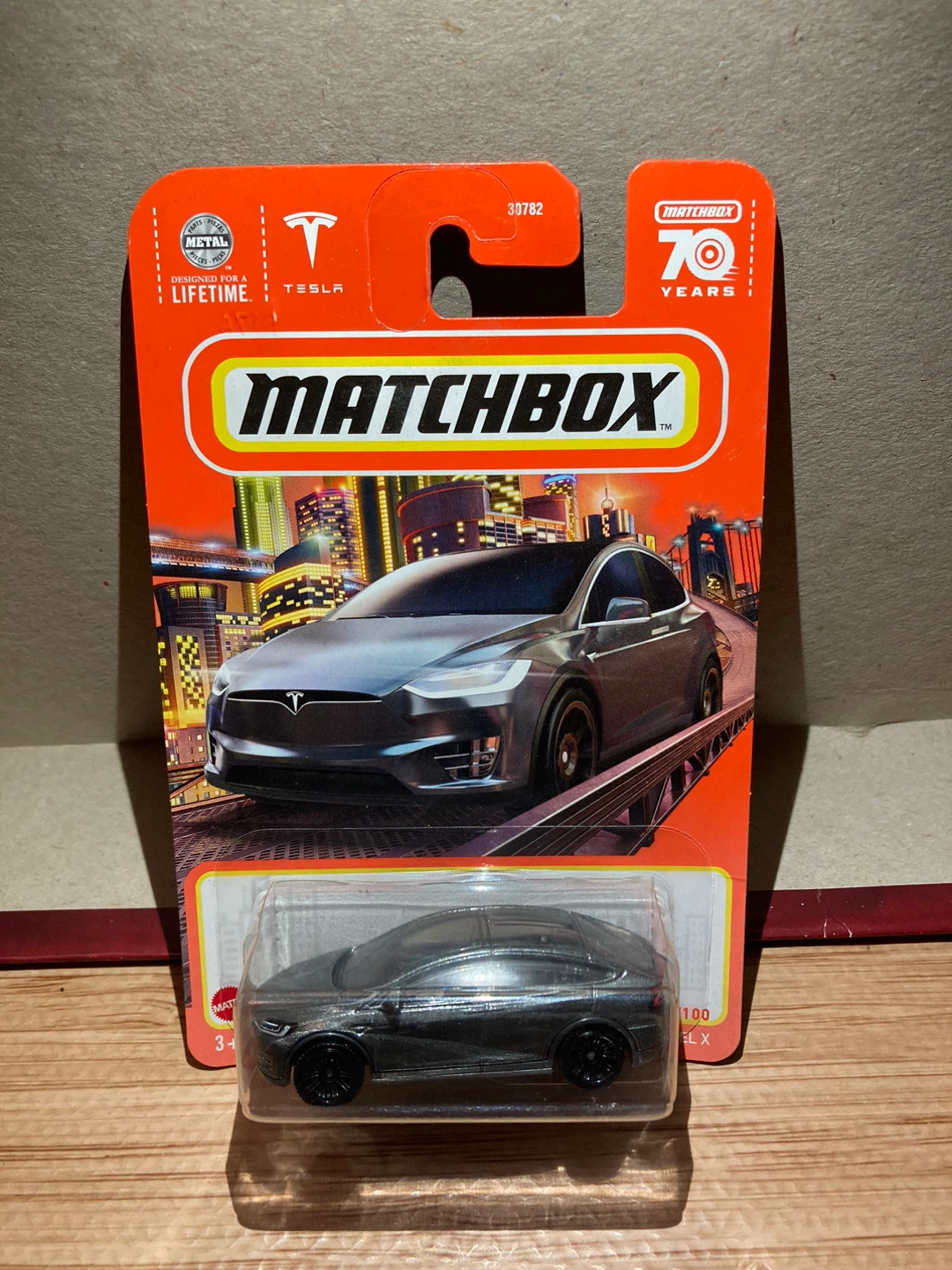 Matchbox / Tesla Model X / Silver