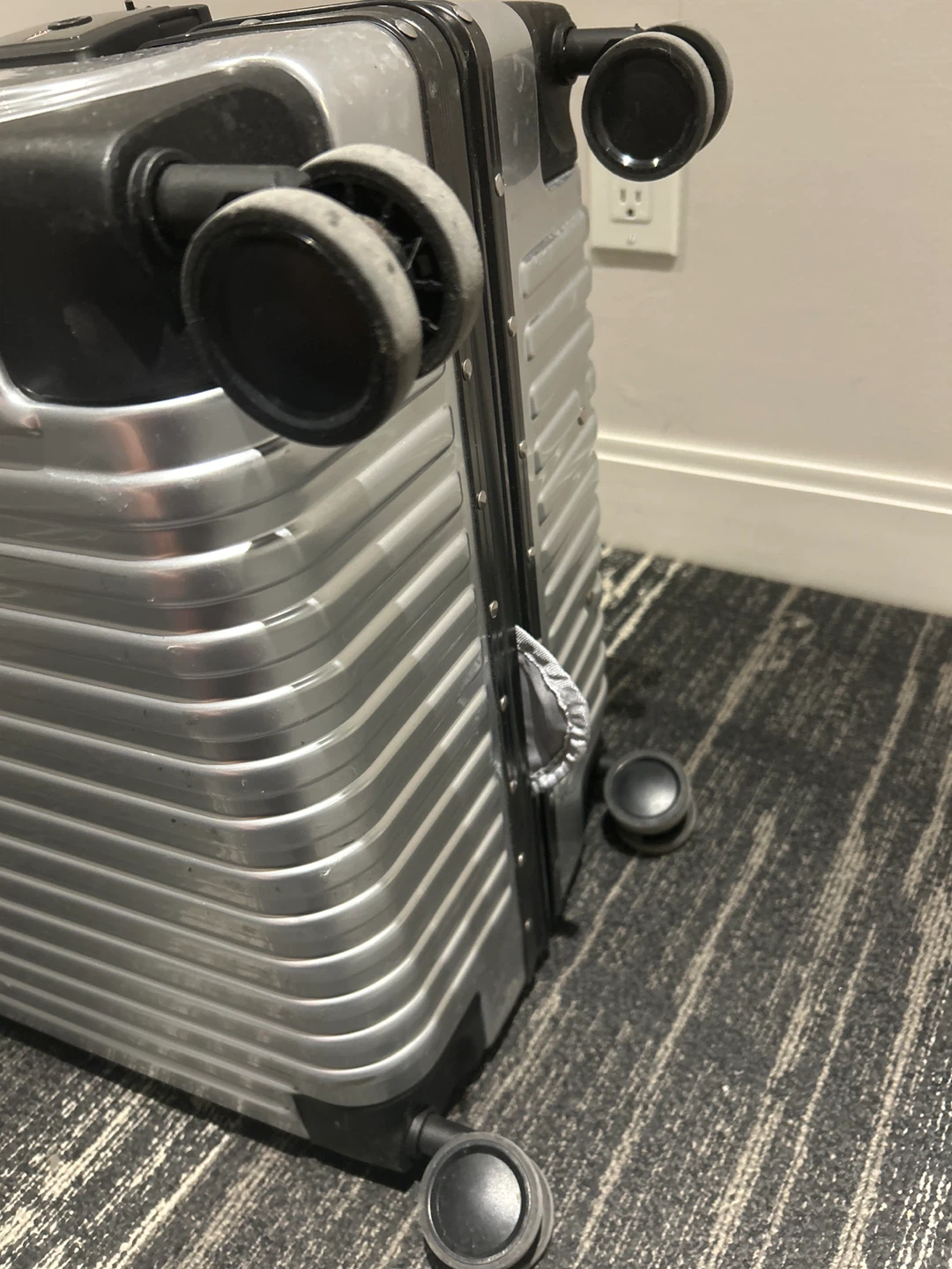 30" Large Luggage - photo 2