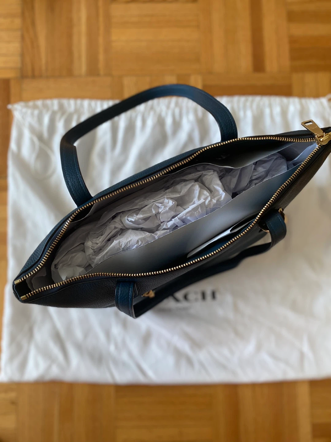 Coach Navy Pebbled Leather Tote Bag - photo 2