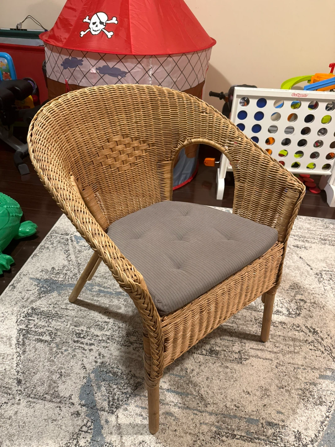Wicker Accent Chair with Grey Cushion