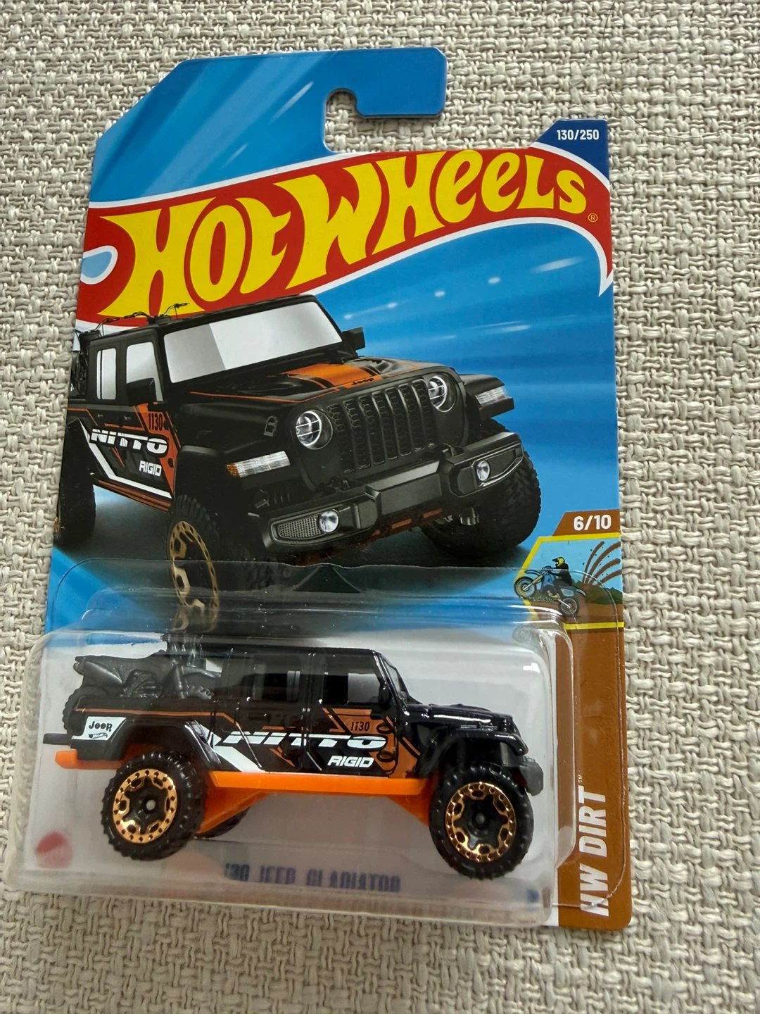 Hot Wheels Jeep Gladiator HW Dirt
