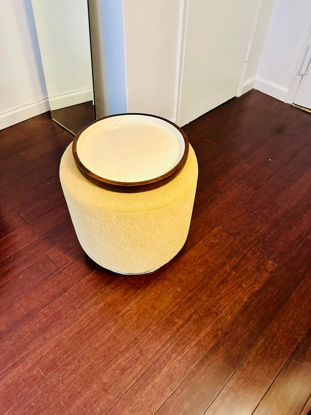 Tufted Round Ottoman Footstool - photo 2