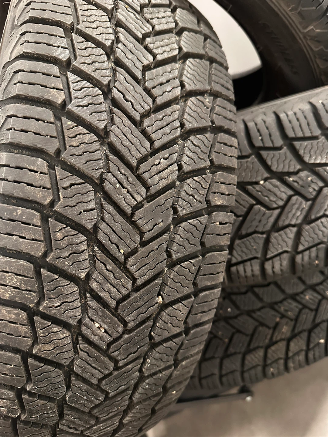 Michelin X-Ice Snow Winter Tires - 205/60 R16 - photo 5