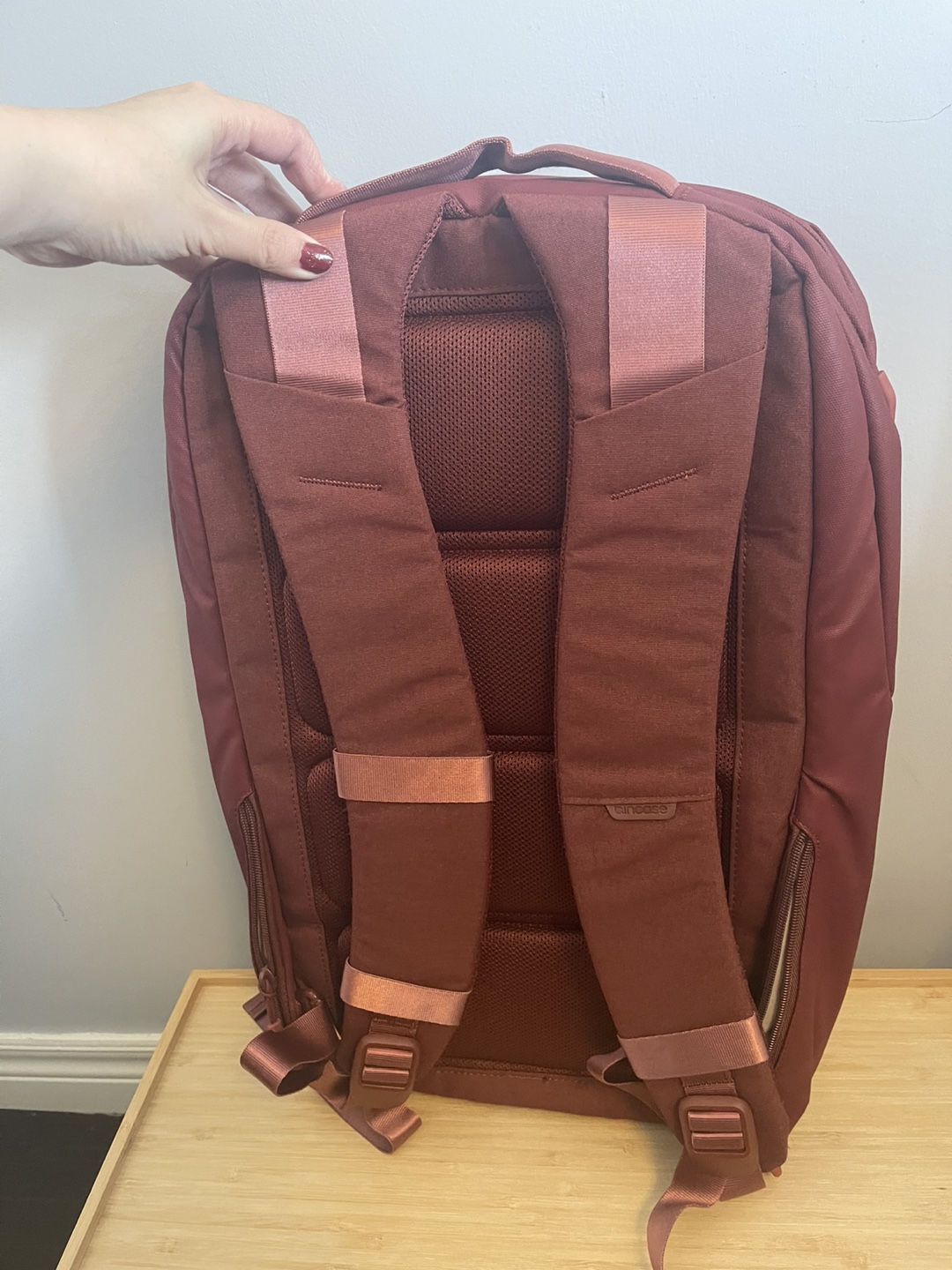 ✨ Incase Backpack for Sale ✨ - photo 4