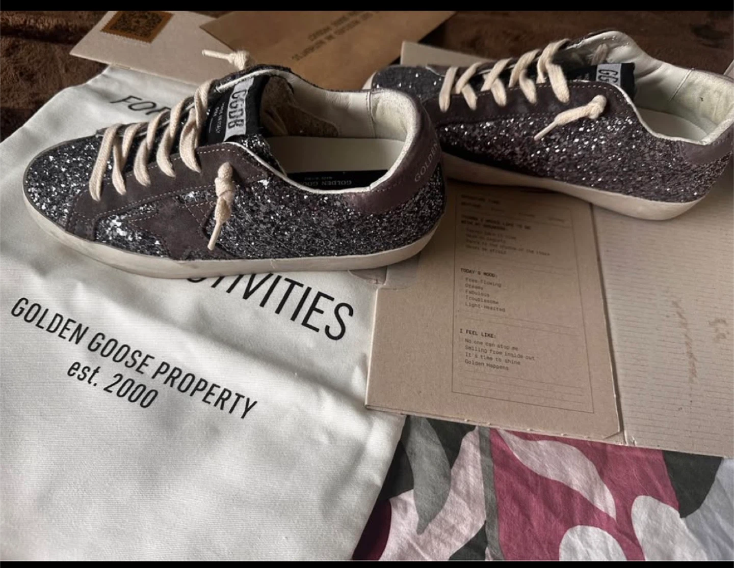 Golden Goose Super-Star Glitter Sneakers - photo 2