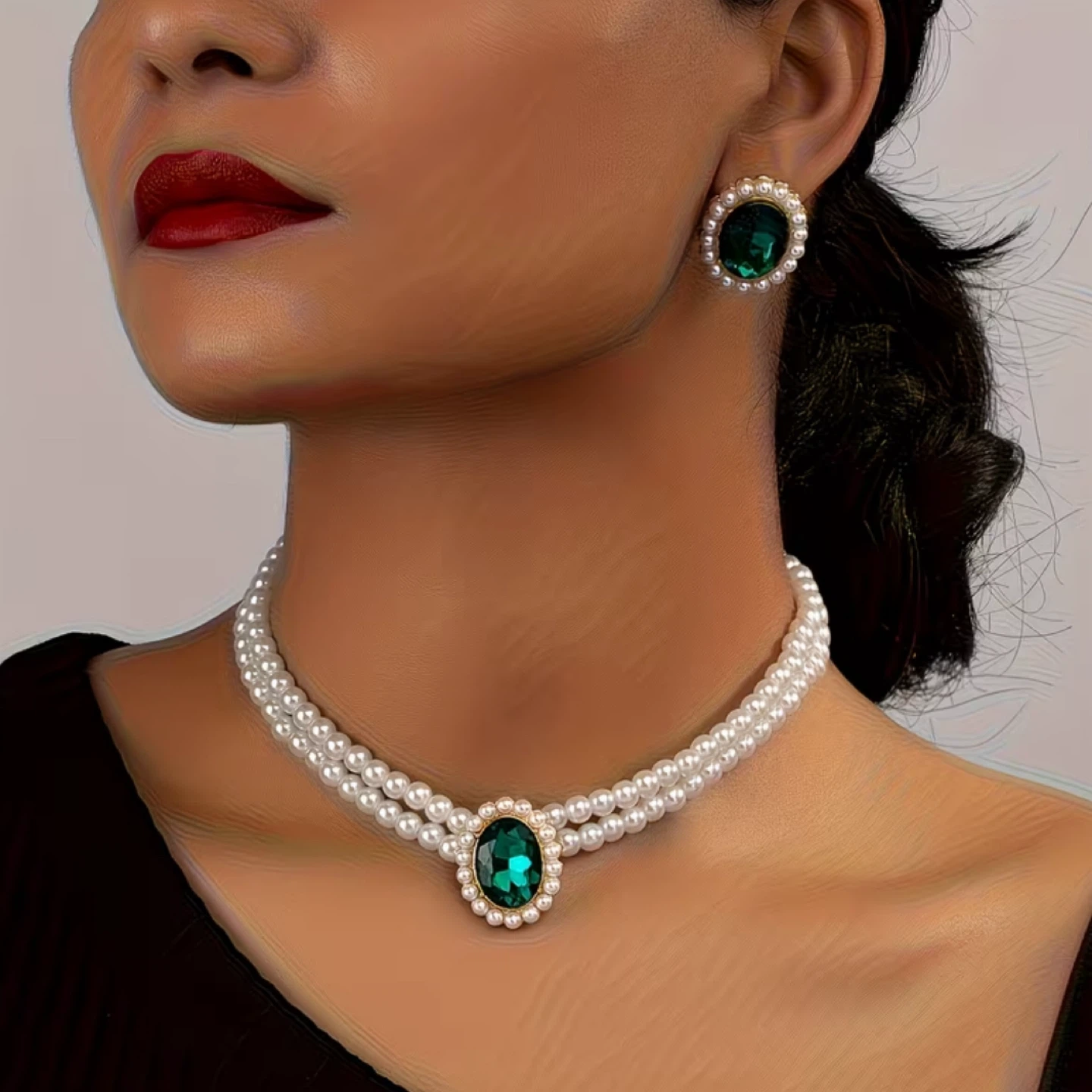 emerald diamond color necklace set