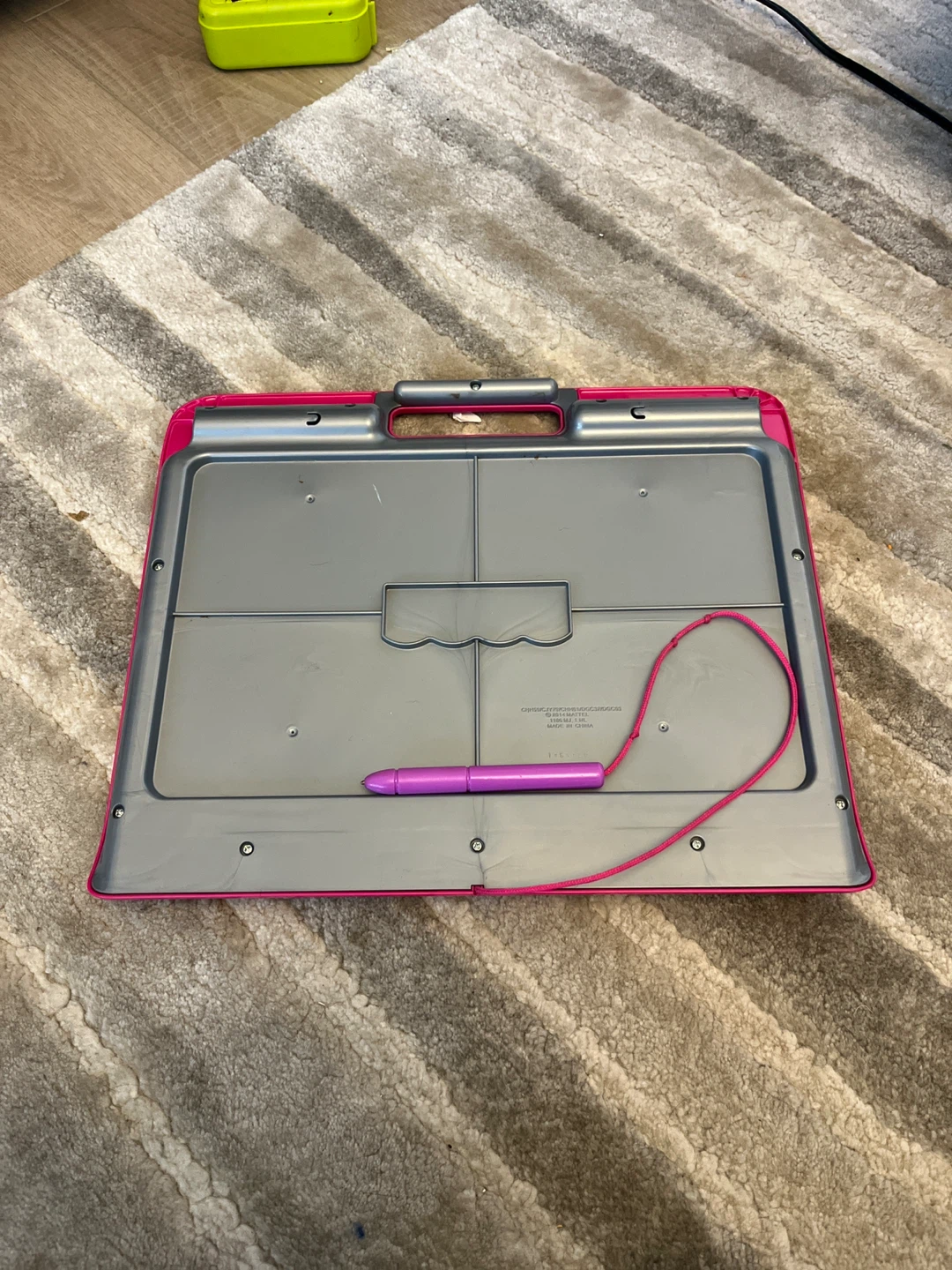 Fisher-Price DoodlePro Large Pink Drawing Board with Pen - photo 2