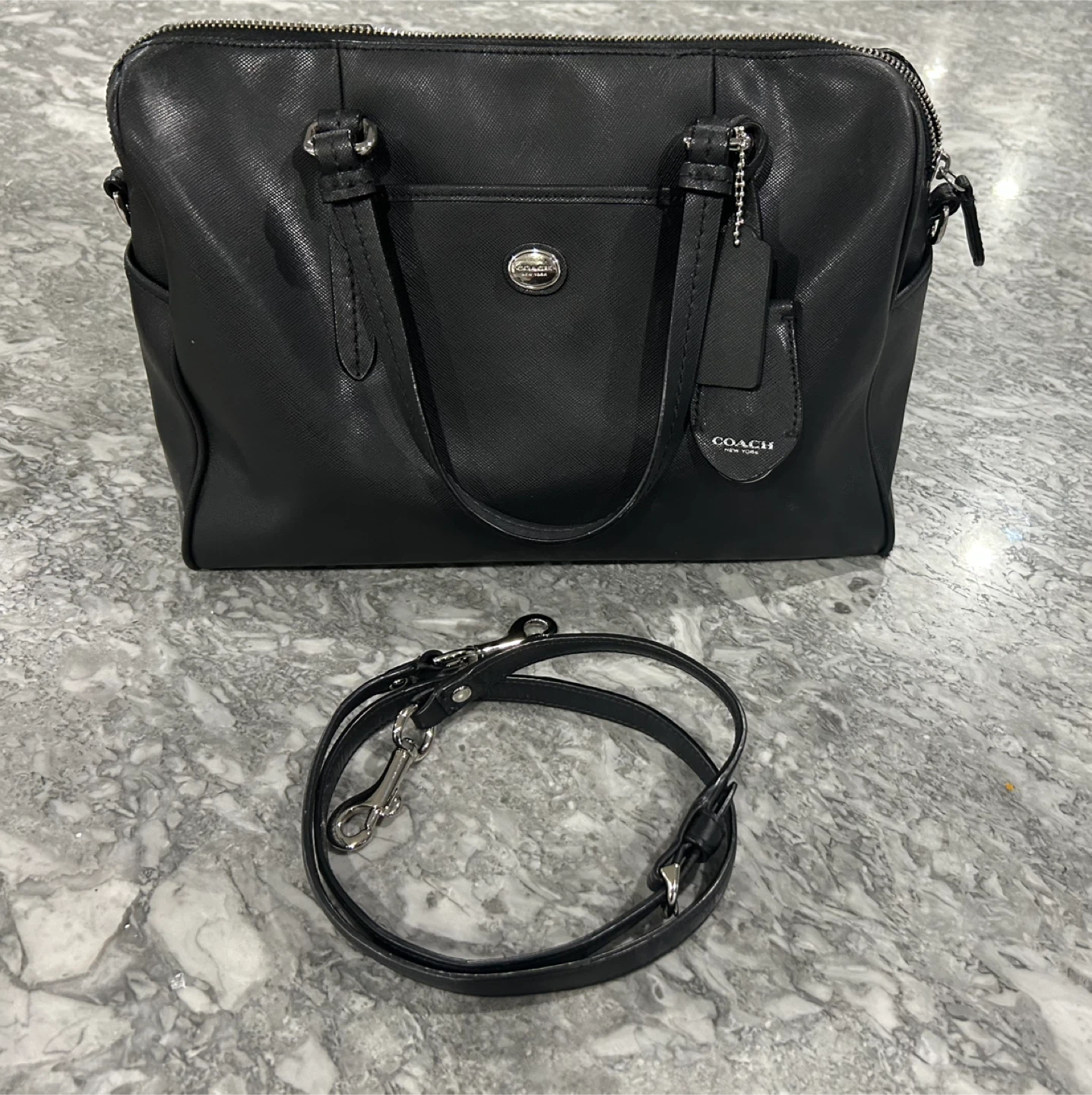 VGUC Coach Peyton Nancy Satchel – Black – Multiple Pockets - photo 3