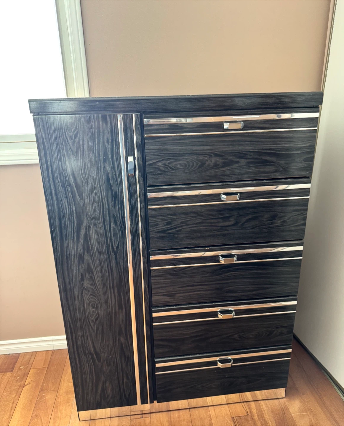 Dark Wood Dresser with Mirror - photo 2