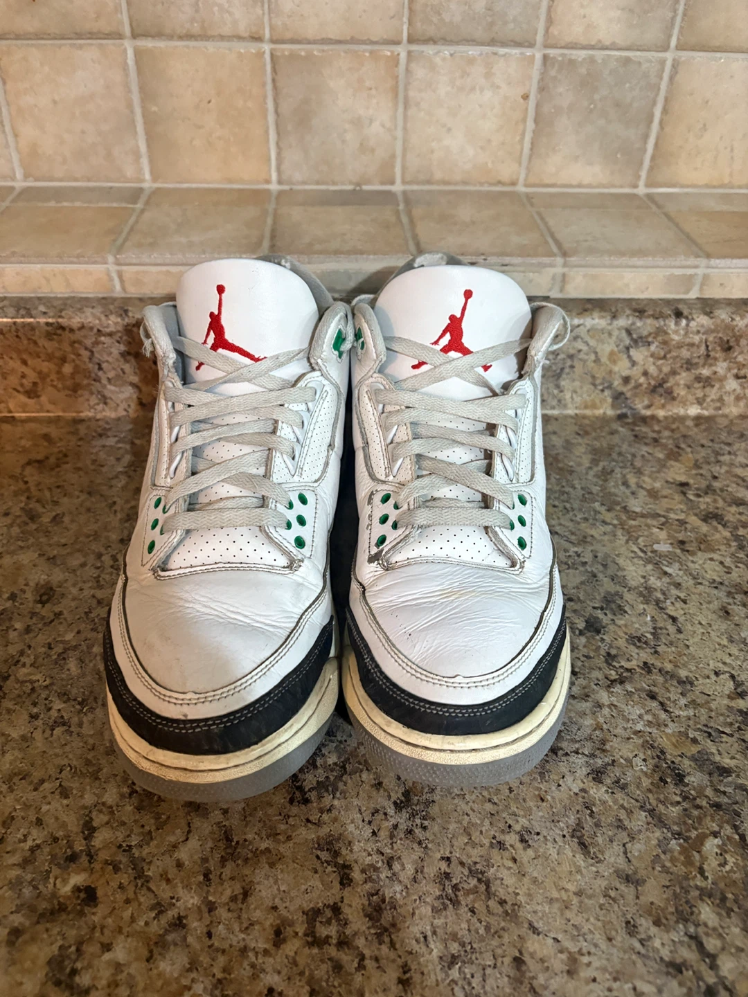 Air Jordan 3 Retro White Green Sneakers - photo 4