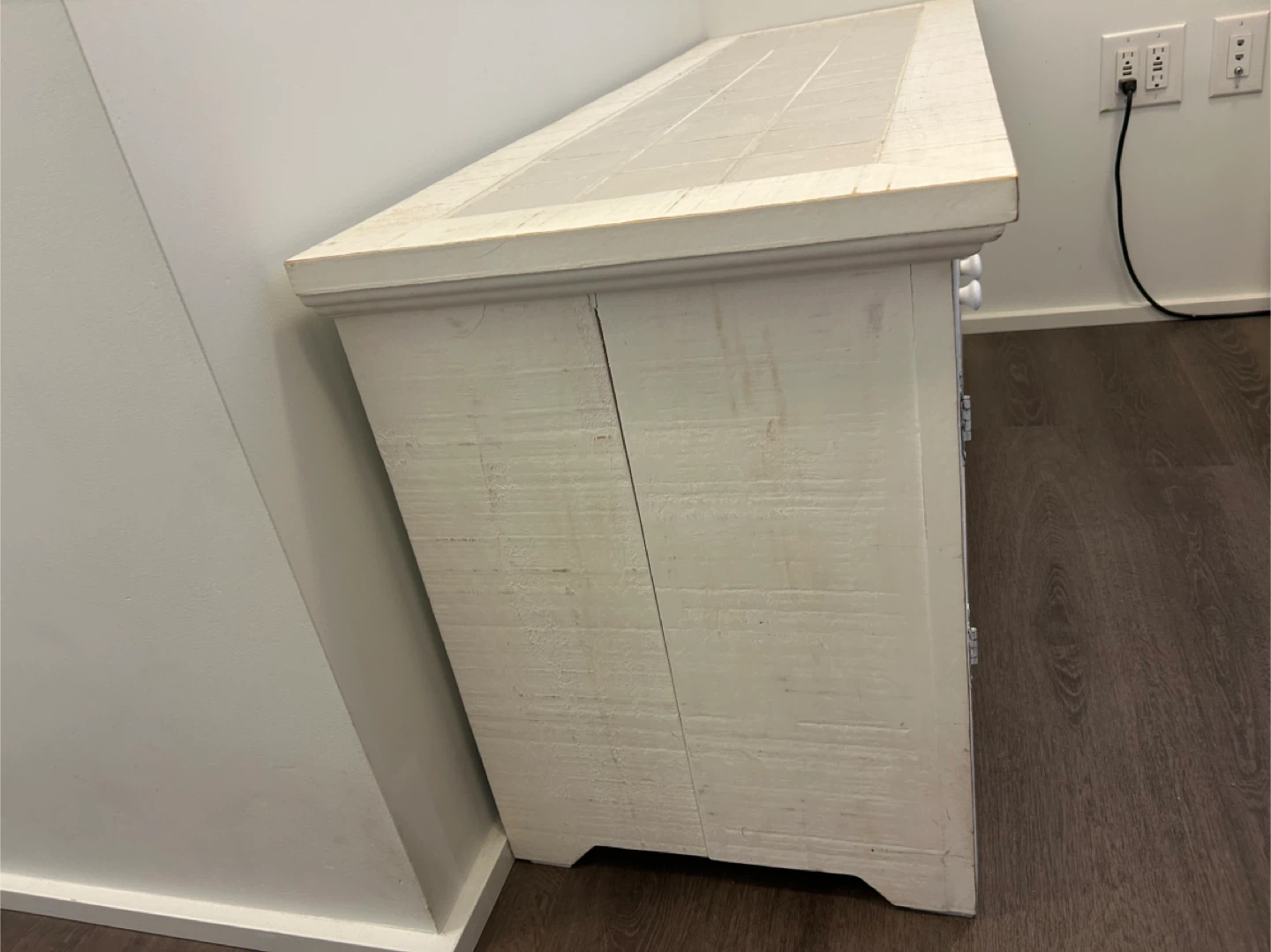 White Console Cabinet - photo 2
