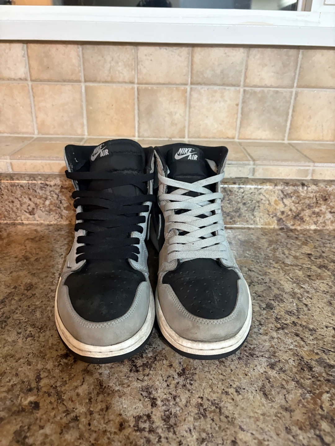 Air Jordan 1 High OG "Shadow" Sneakers - photo 4