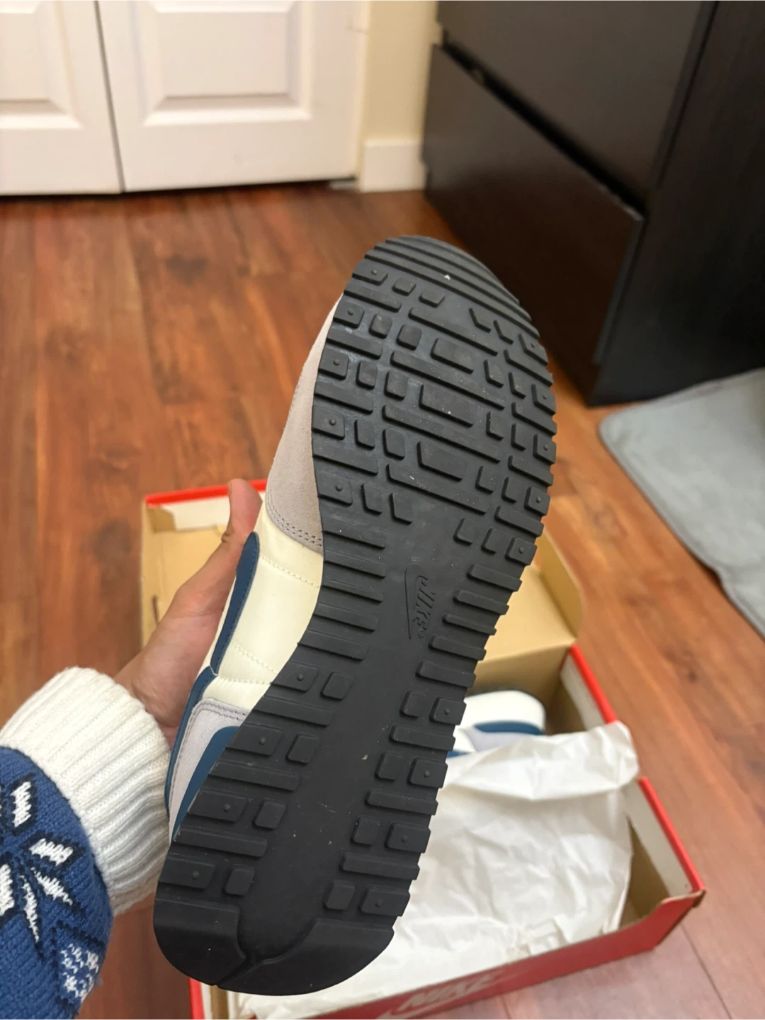 Nike Air Sneakers - photo 5