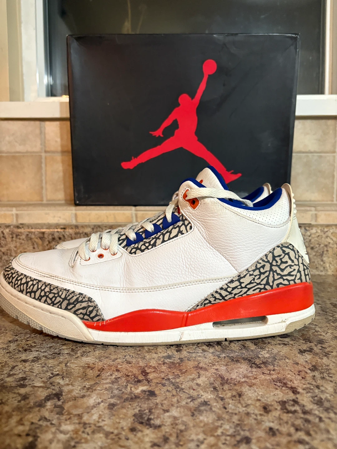 Jordan 3 Knicks - photo 3