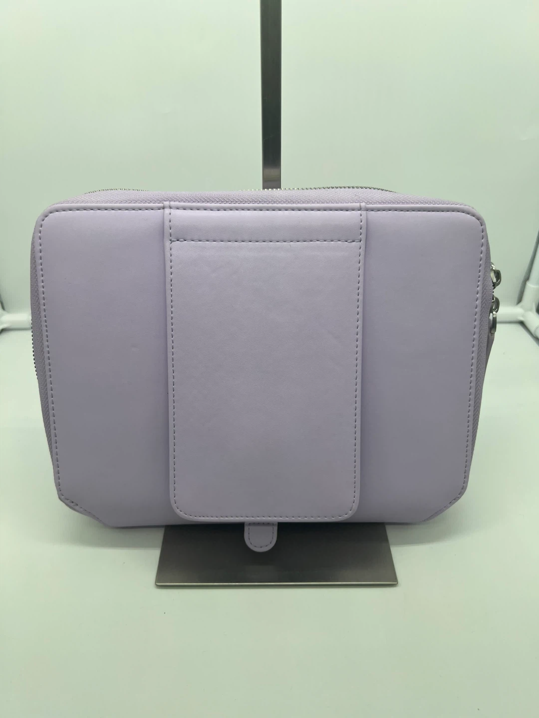 MONOS x MAGNOLIA BAKERY Purple Icing Metro Folio Kit - photo 5