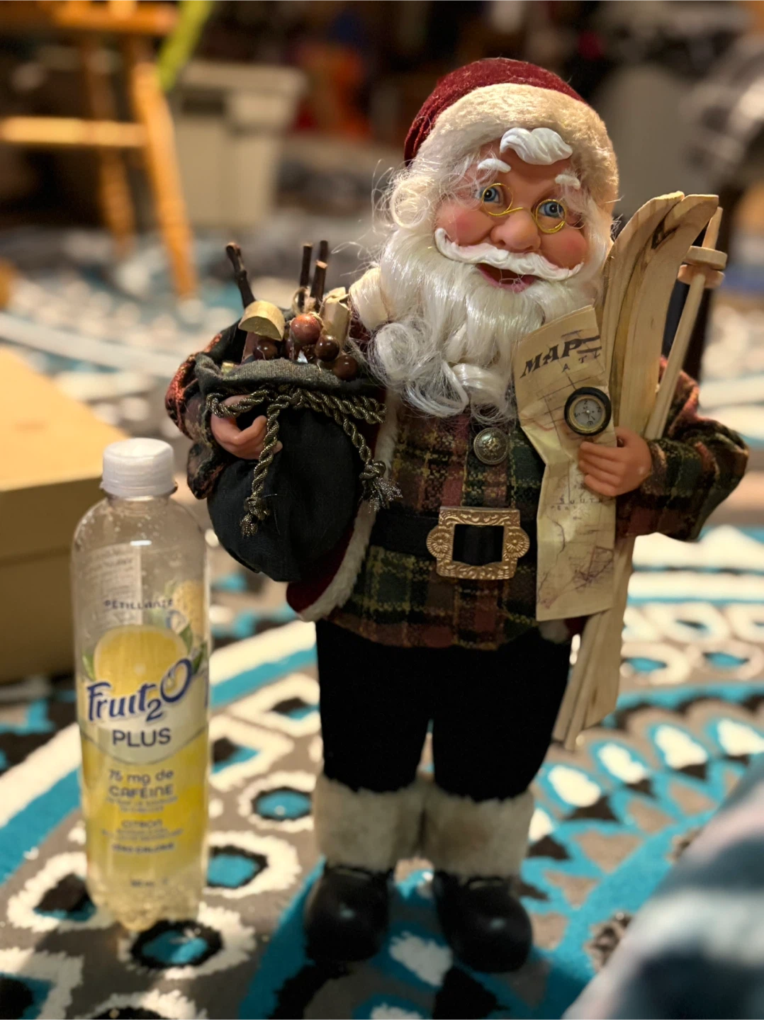 Santa Claus figure with skis and map - photo 2