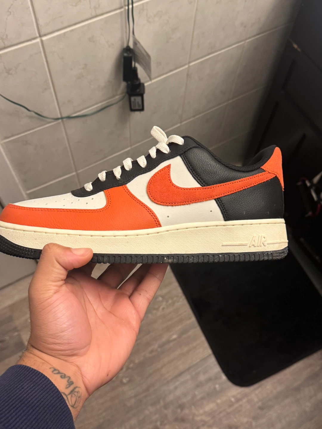 Nike Air Force 1 Low Orange White Black Sneakers - photo 4