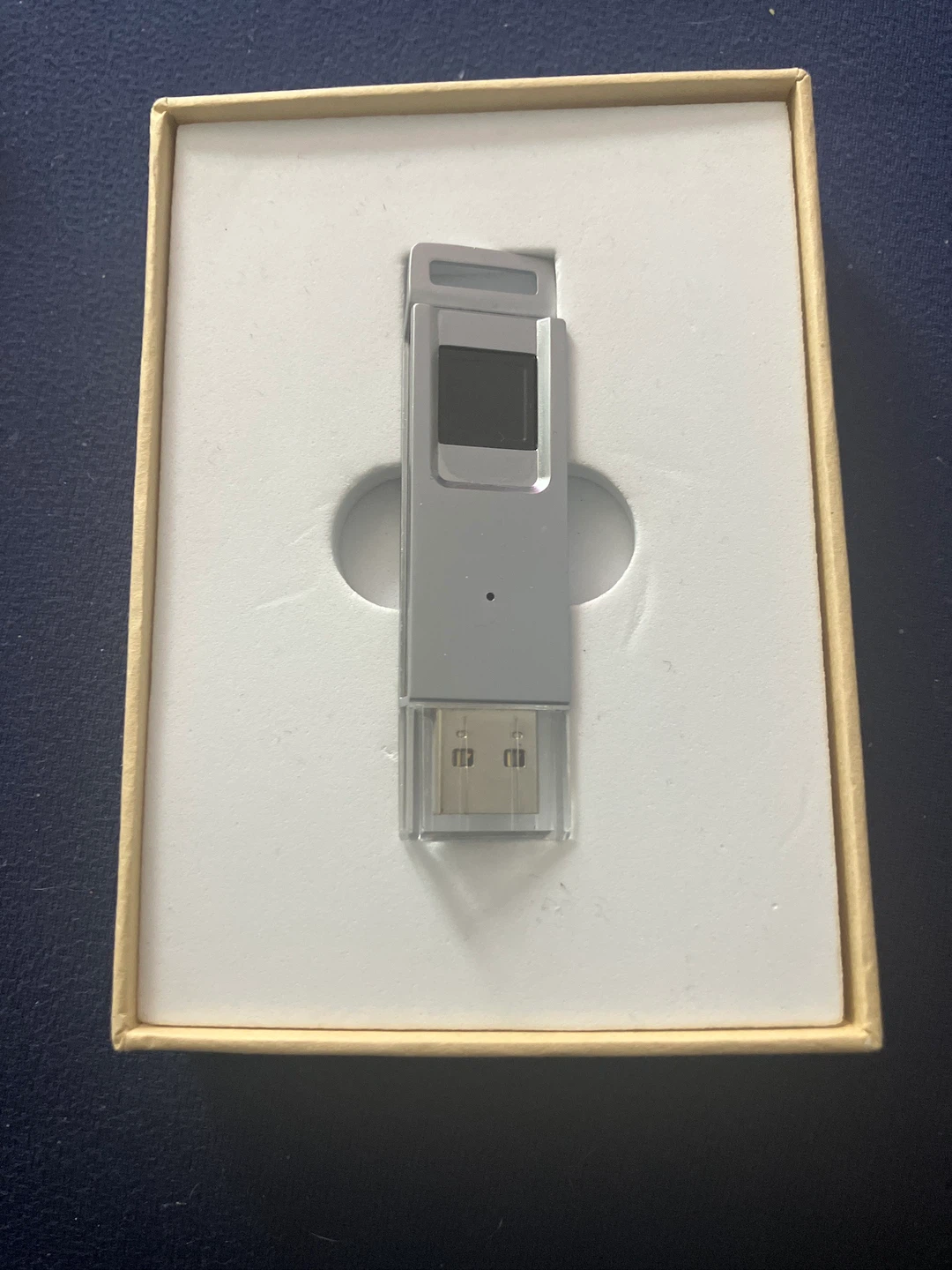Fingerprint Flash Drive USB 3.0 - photo 3