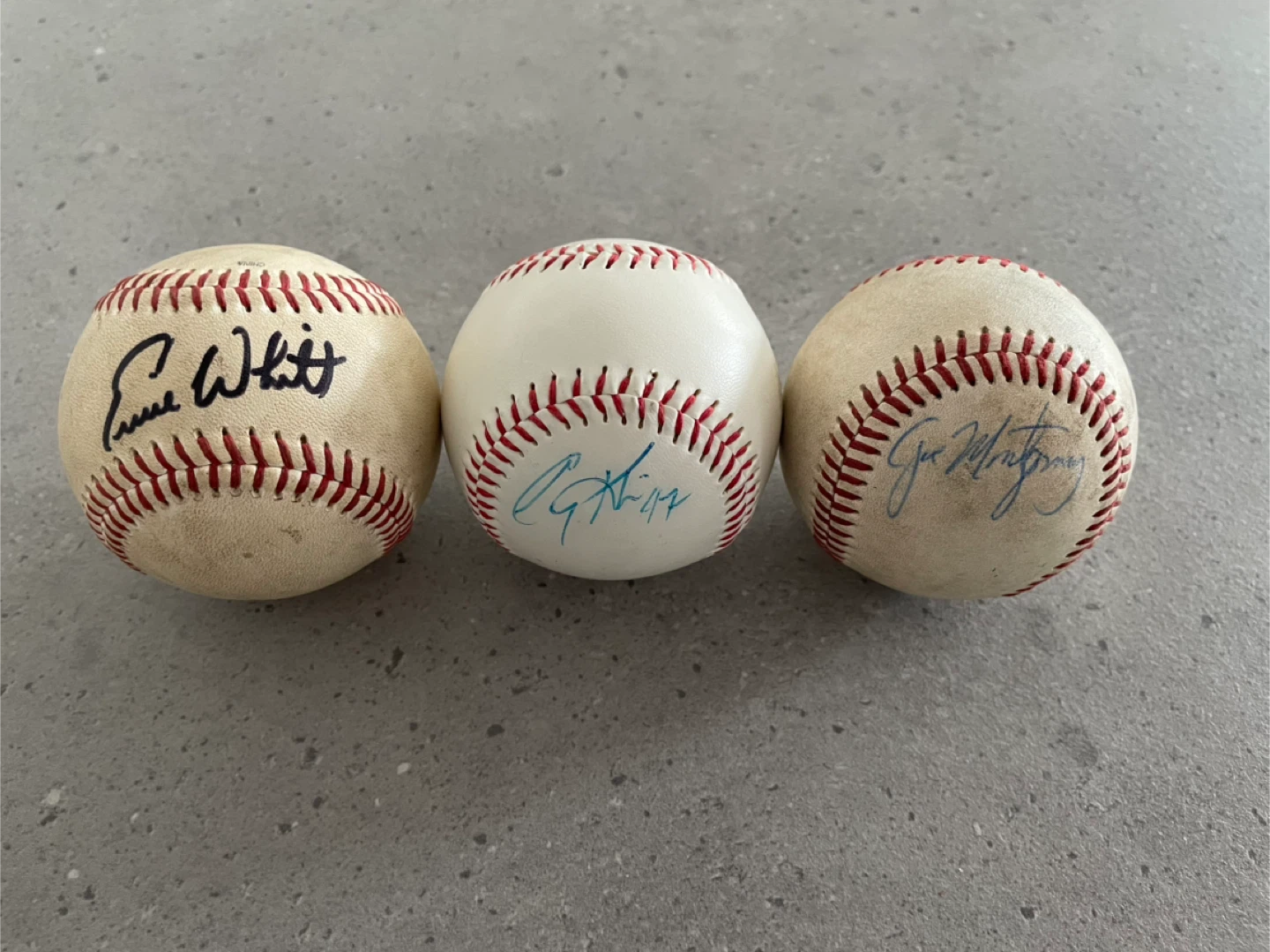 Autographed Baseball Cards and Balls - photo 5