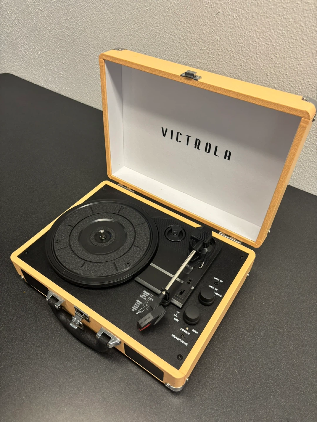 Portable Record Player. - photo 3