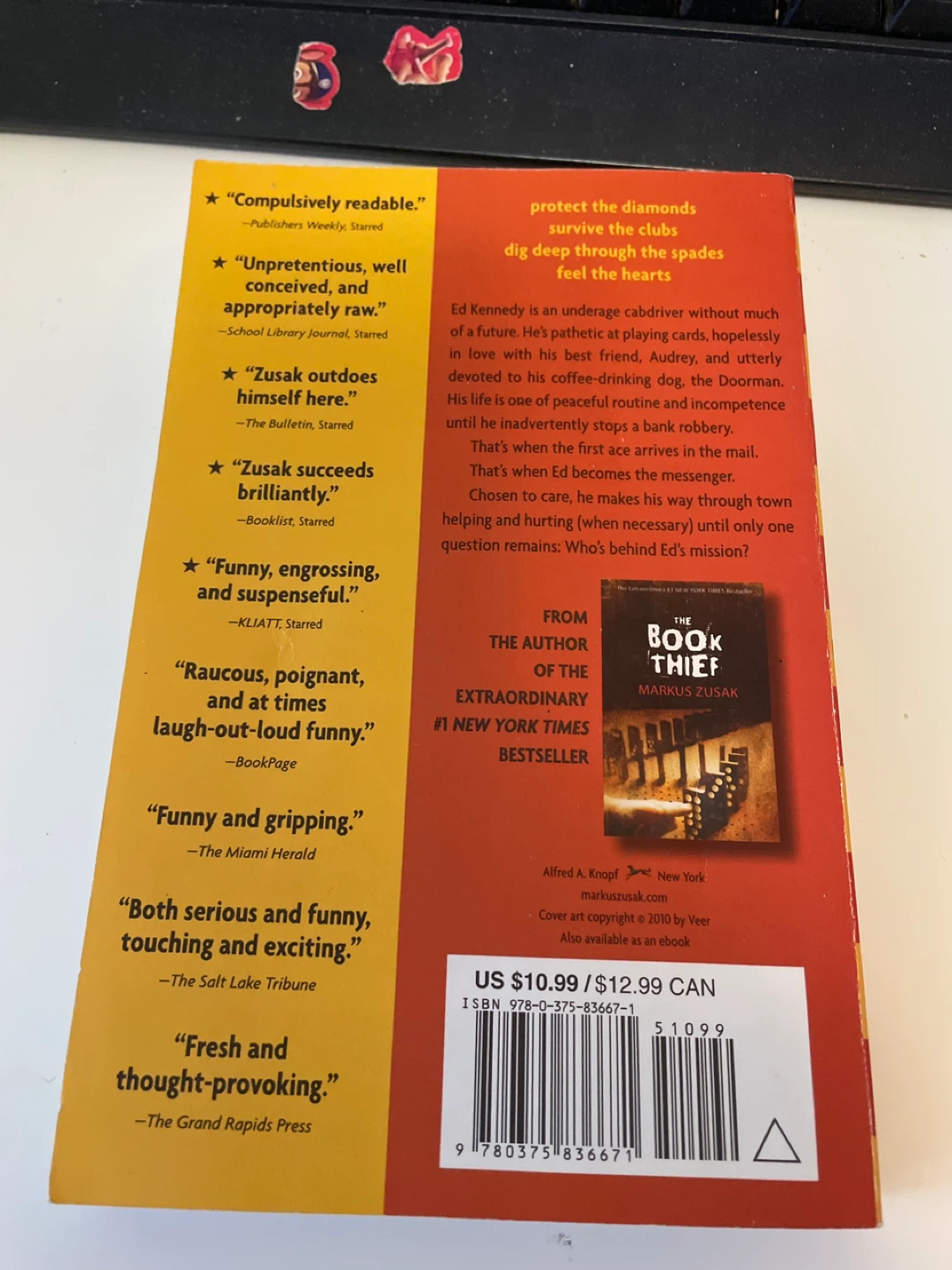I Am the Messenger by Markus Zusak Paperback Book - photo 2