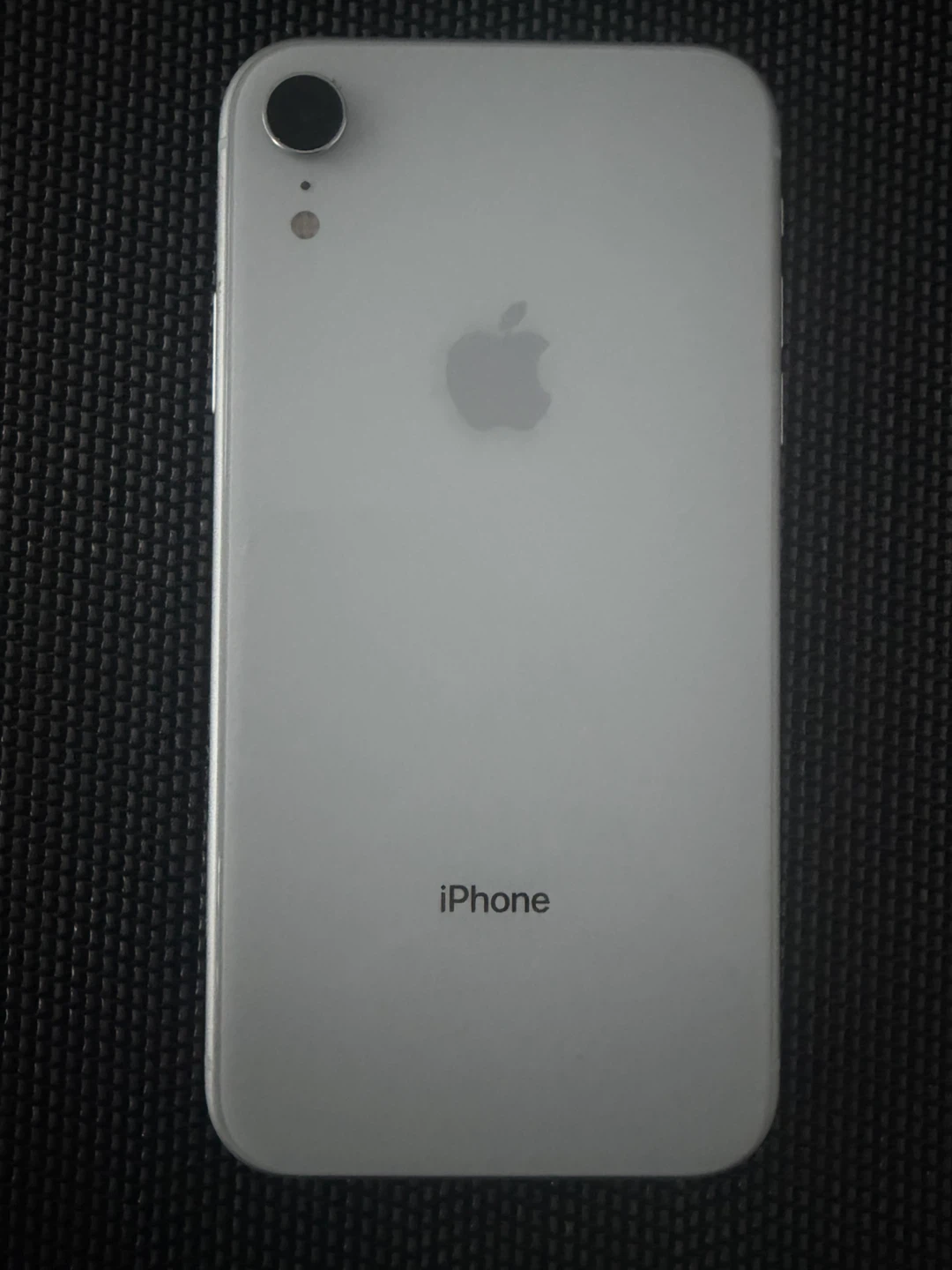 Apple iPhone XR - White