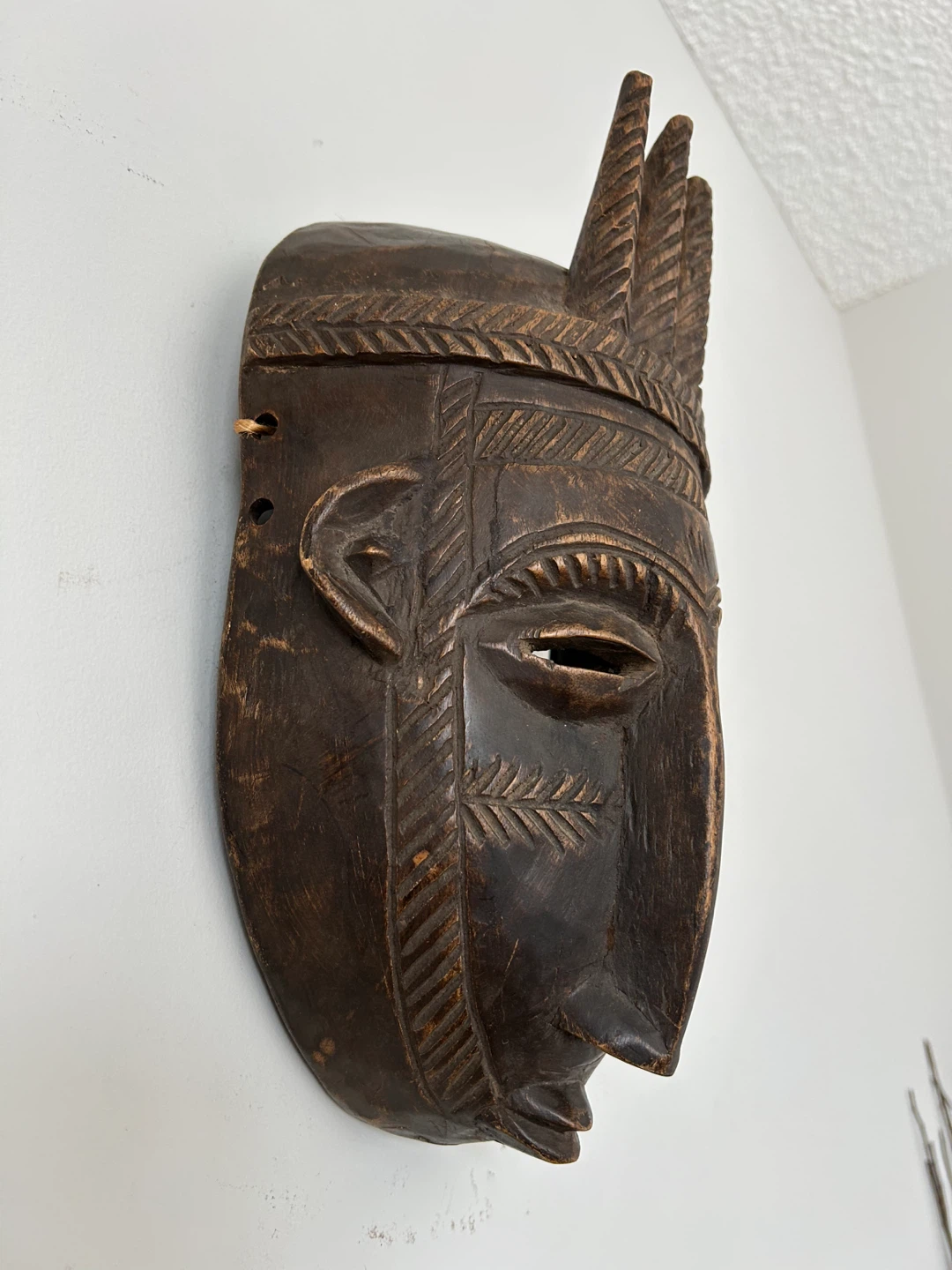 Vintage African Bamana N’tomo Style Hand-Carved Mask - photo 3