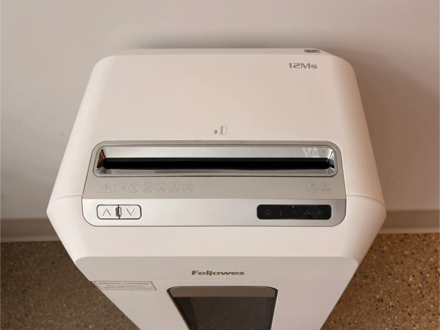 Fellowes 12-Sheet Micro-Cut Shredder - photo 3