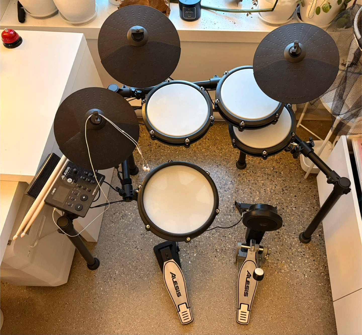 Alesis Nitro Max 8-Piece Electronic Drum Kit