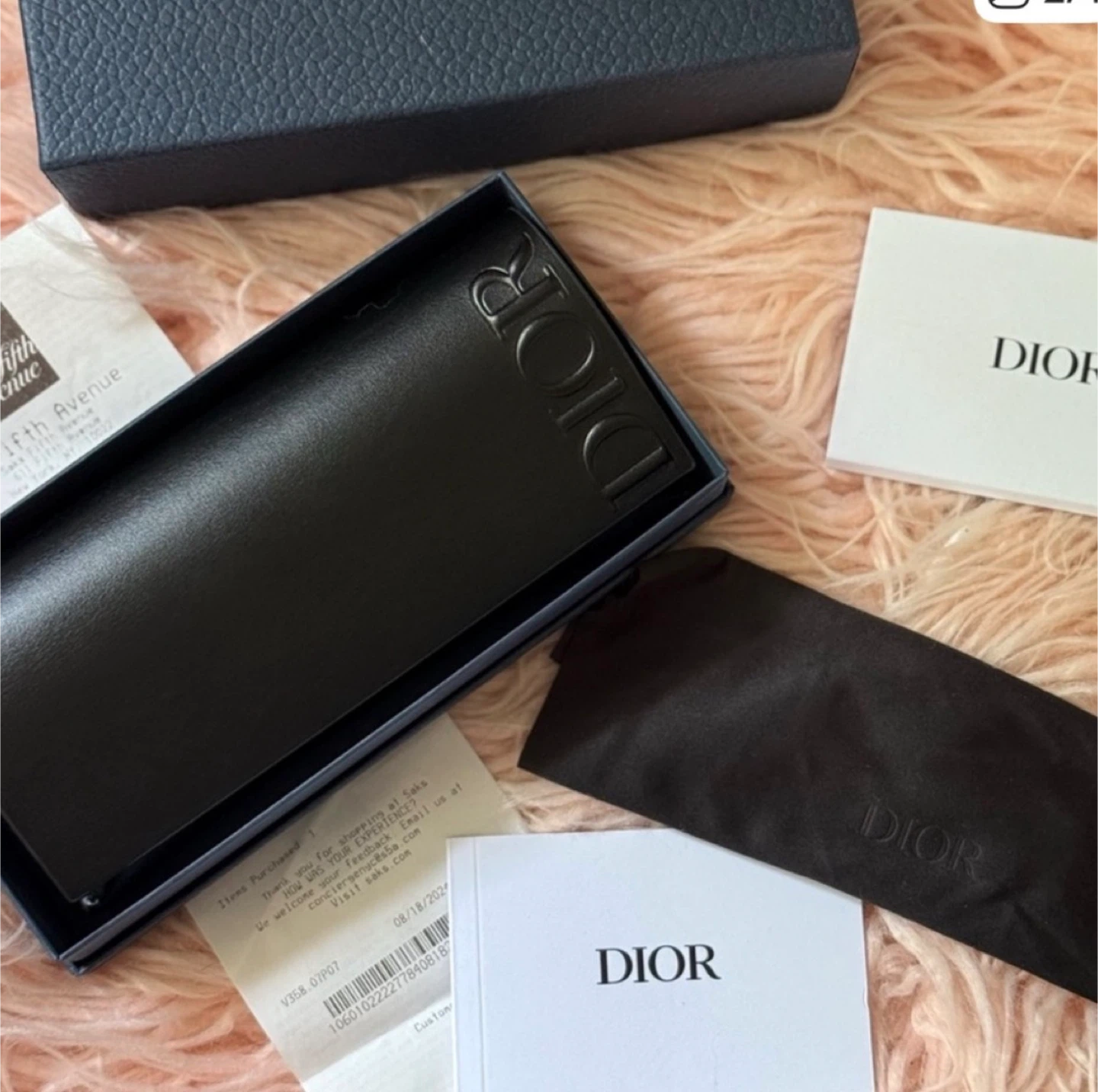 Dior Black Leather Sunglass Holder - photo 2