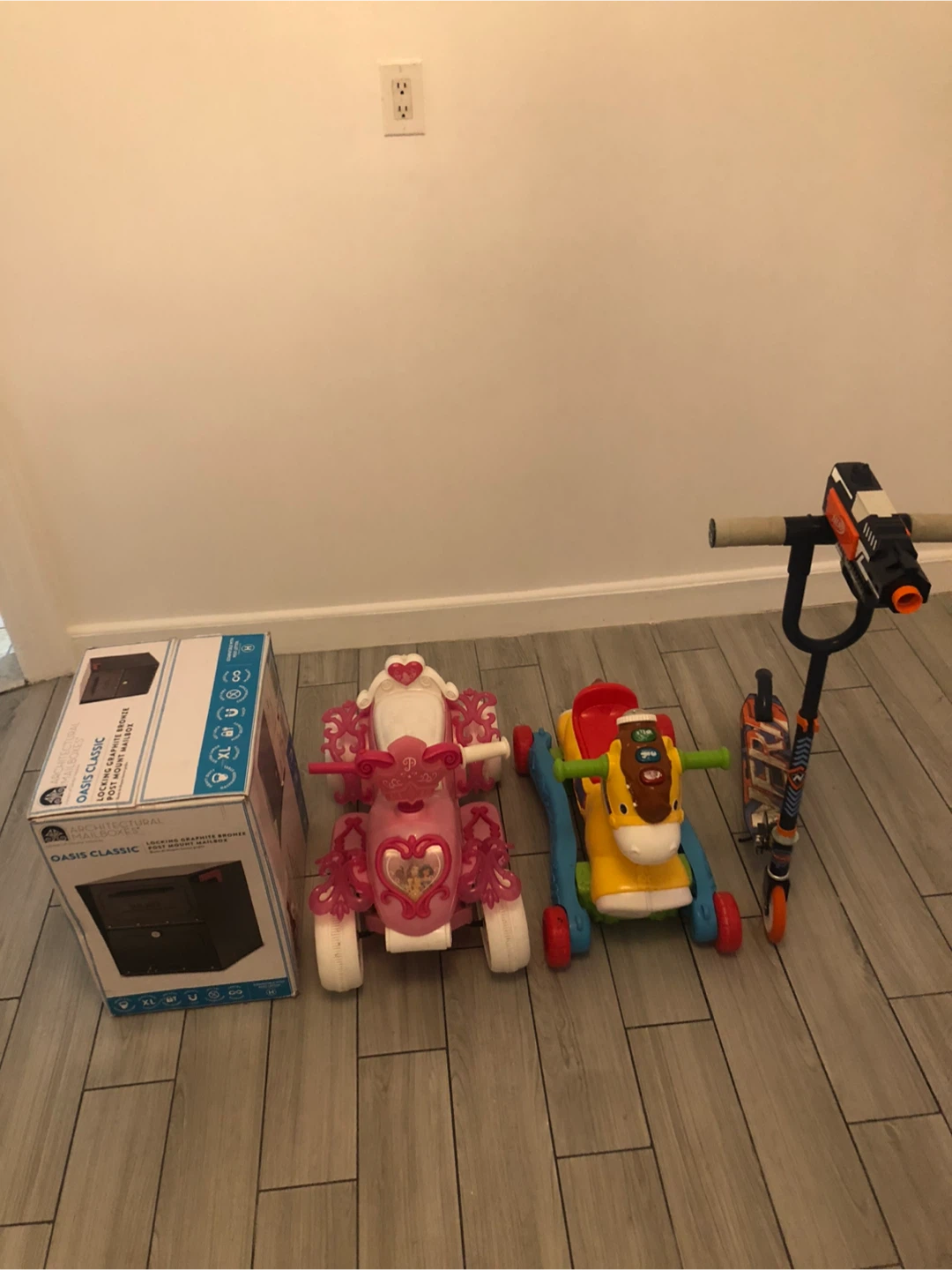 Kids Ride-On Toys and Mailbox Lot - photo 3