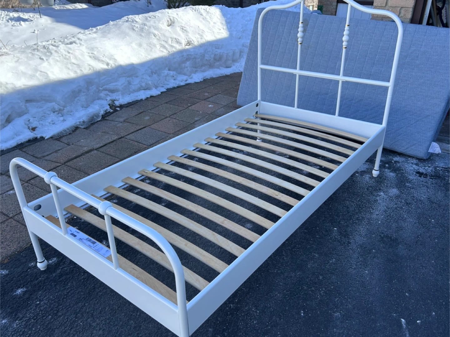 IKEA SAGSTUA Twin Bed Frame - White