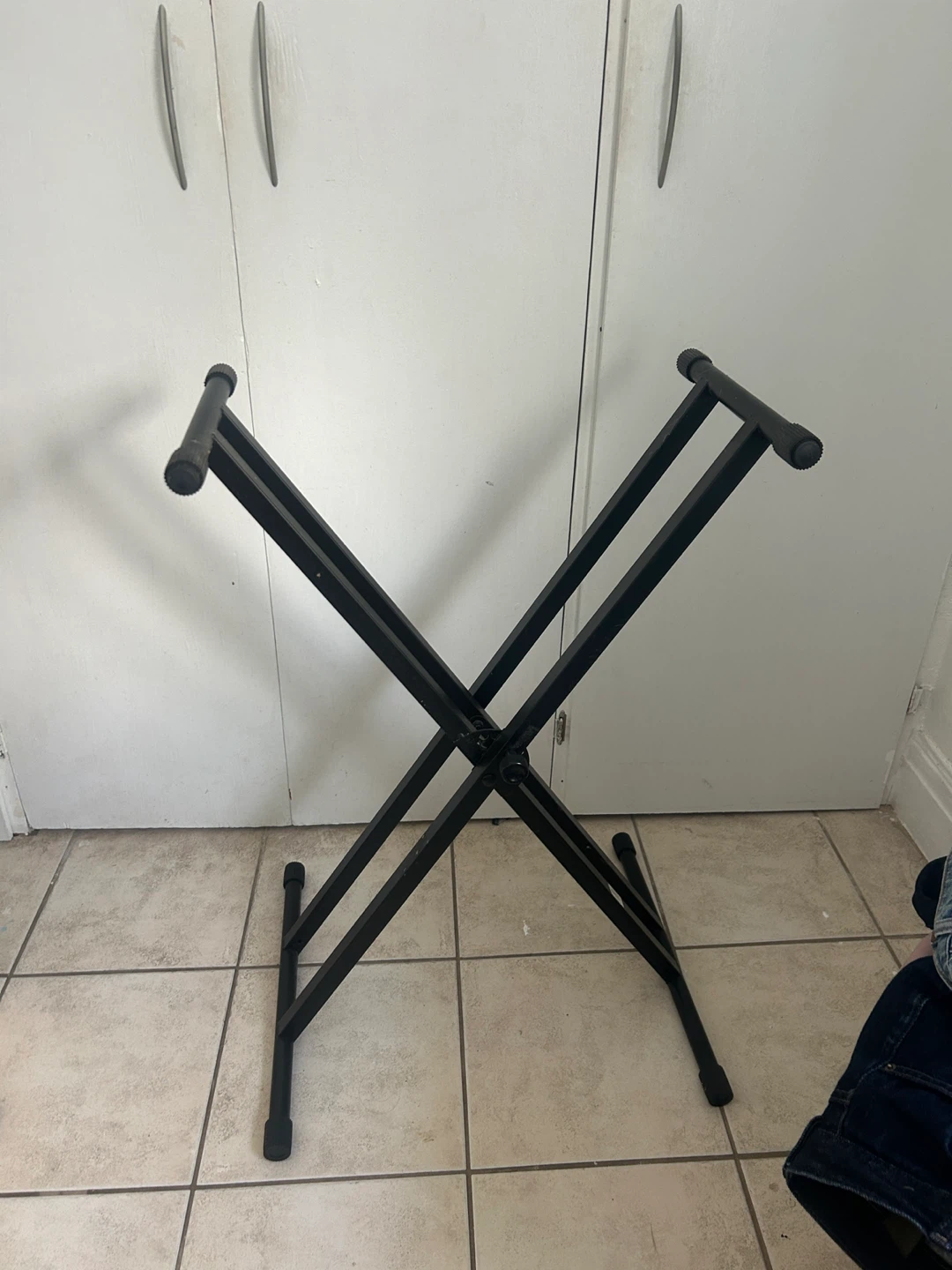 Piano stand Adjustable NEED GONE ASAP - photo 2