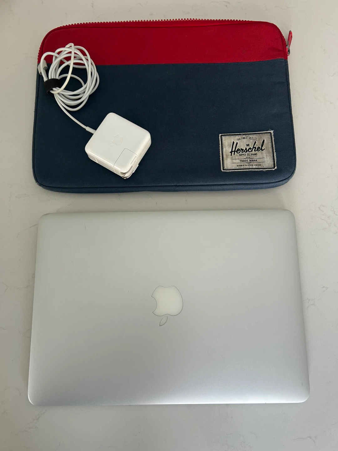 Apple MacBook Air Laptop - photo 3